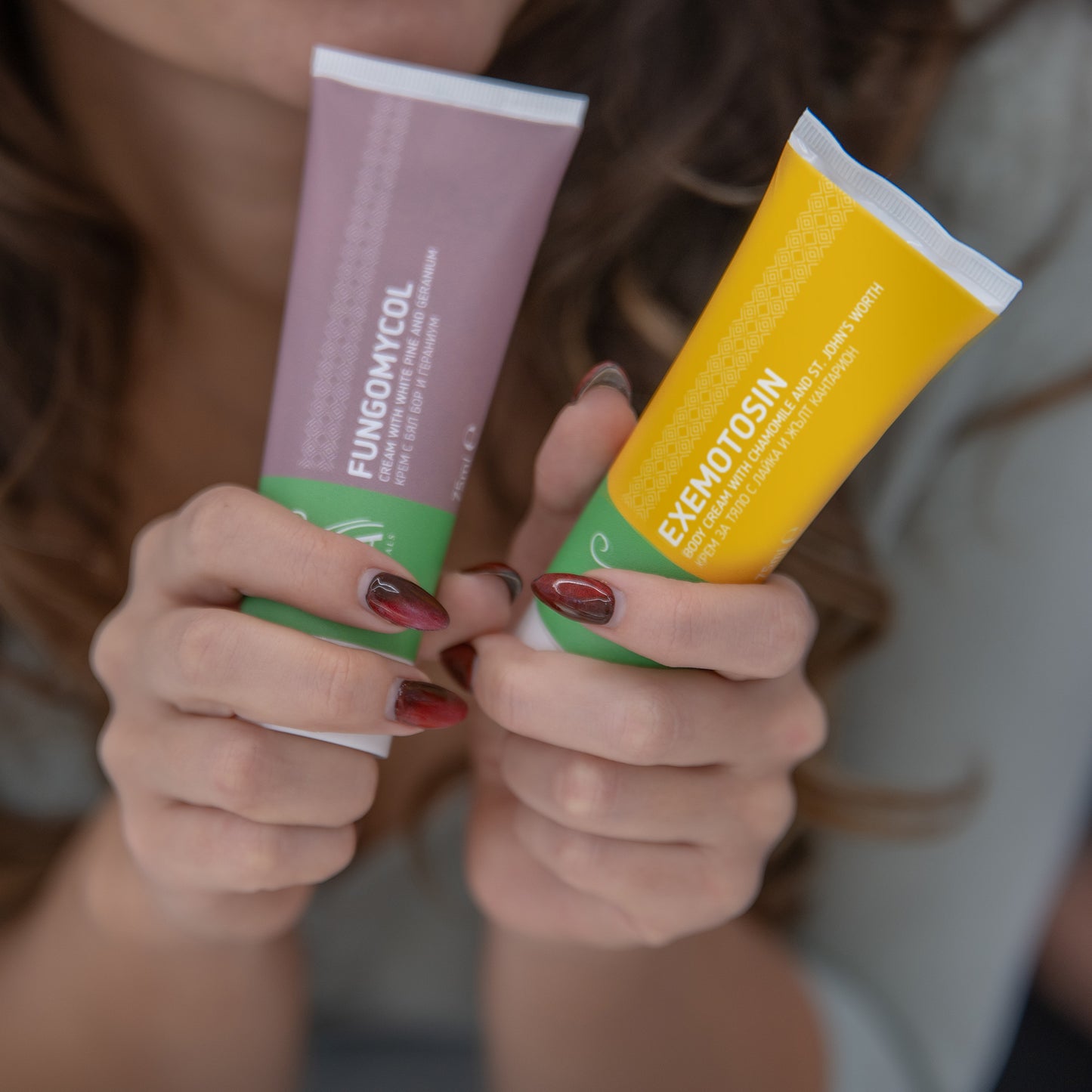 + Geschenk Creme für Psoriasis, Ekzeme und gereizte Haut - mit Johanniskraut, Kamille und Propolis