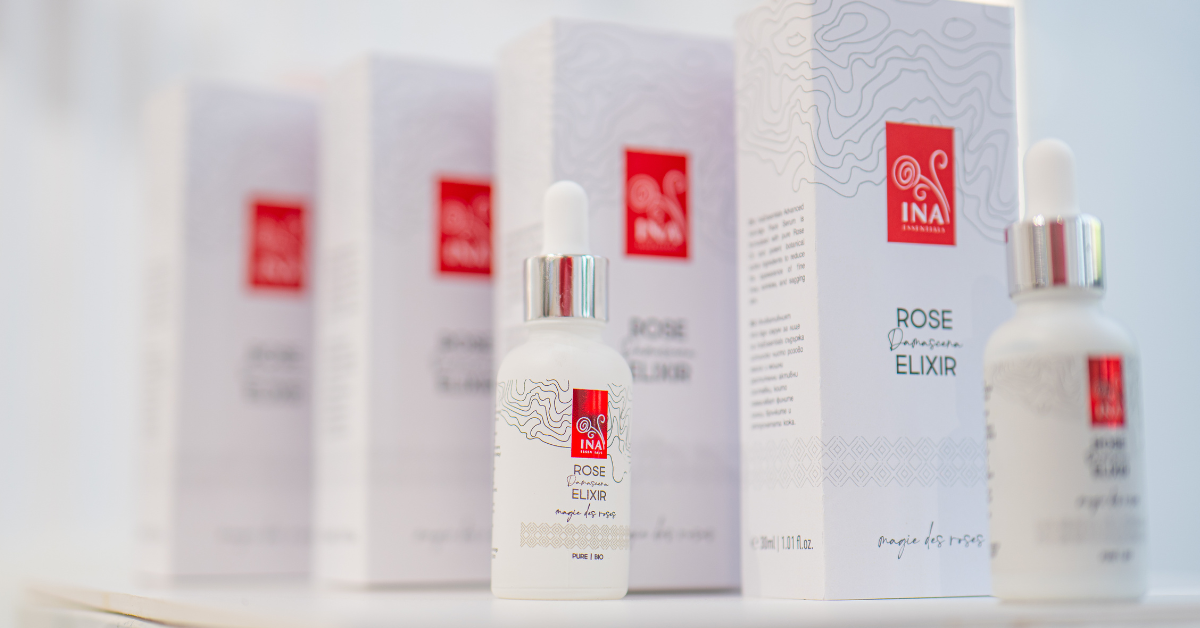 Intensives Anti-Age Gesichtsserum mit Soforteffekt: Stellen Sie die Jugendlichkeit Ihrer Haut mit Rose Elixir wieder her