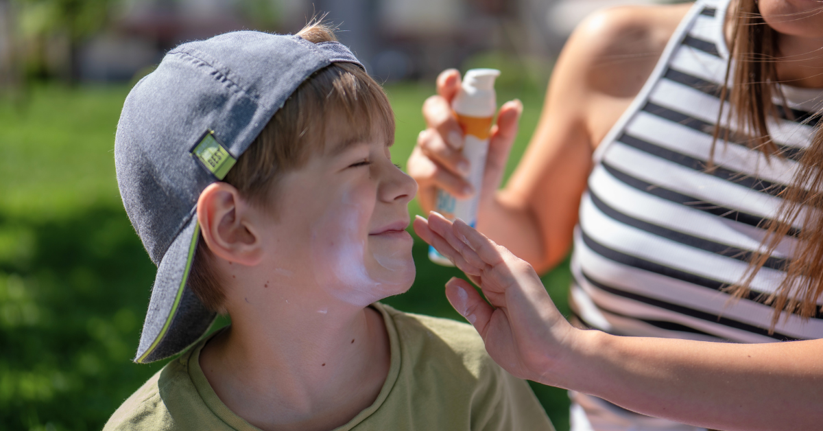 Sonnenschutz fuer Kinder und die ganze Familie - natuerliche mineralische Sonnencreme SPF 50
