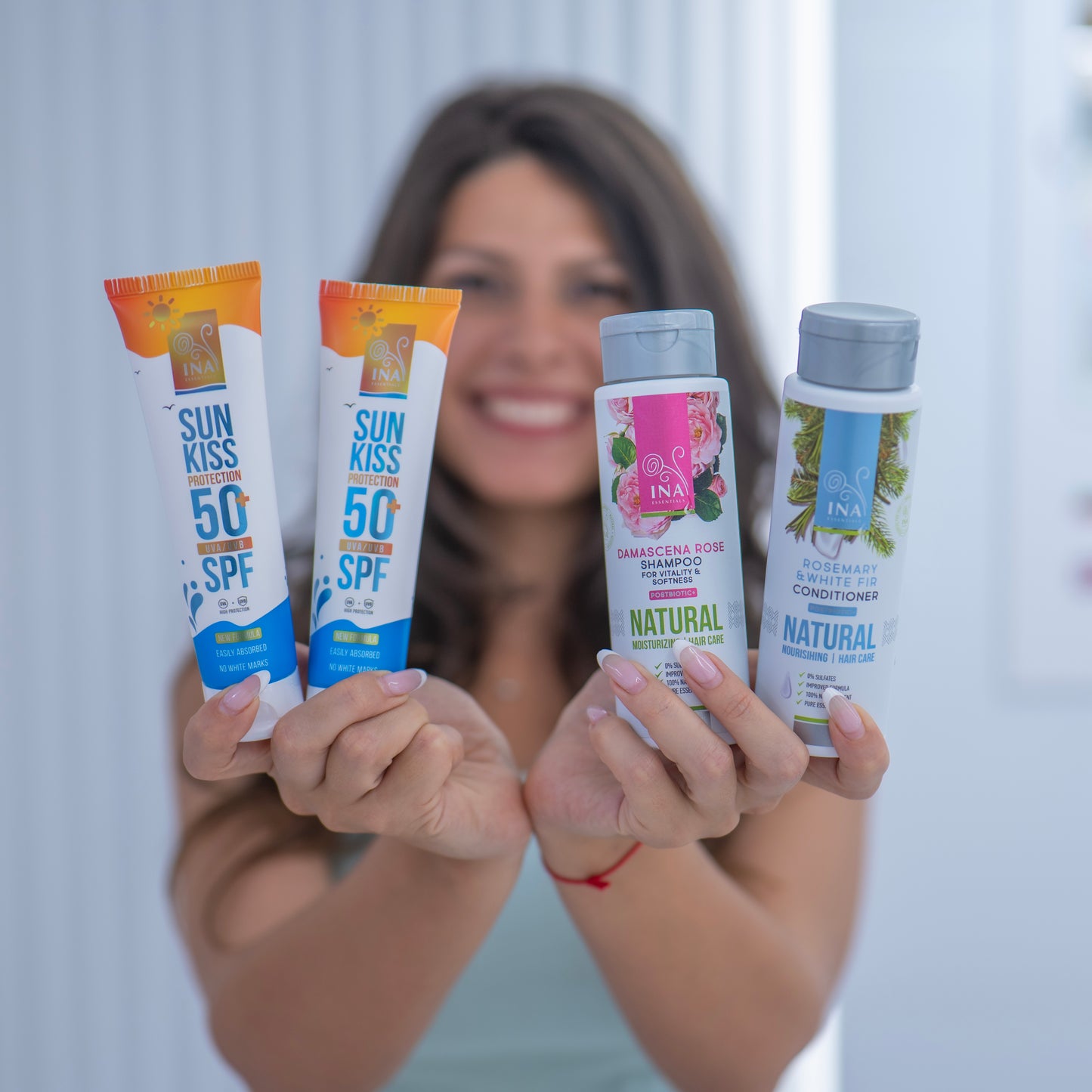 Kaufen Sie 2 Sonnenschutzmittel und Erhalten Sie Shampoo und Conditioner Kostenlos