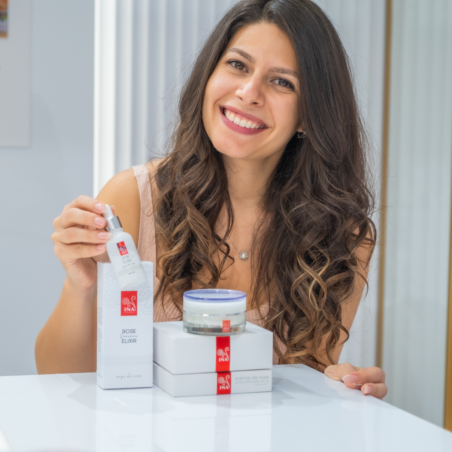 SPEZIELLER ZUGANG Kaufen Sie 2 Anti-Age-Gesichtsseren und erhalten Sie 1 Active Moisturizer gratis