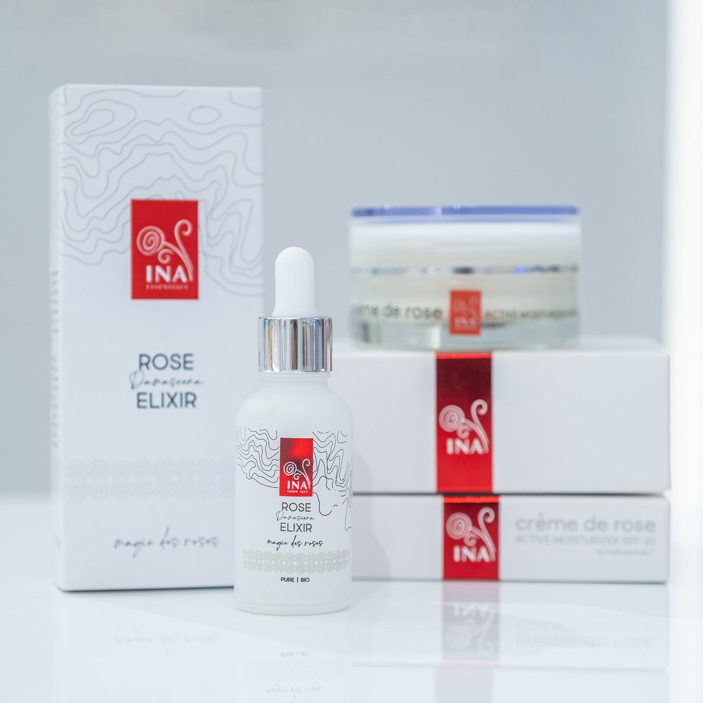 SPEZIELLER ZUGANG Kaufen Sie 2 Active Moisturizer und erhalten Sie 1 Anti-Age-Gesichtsserum gratis